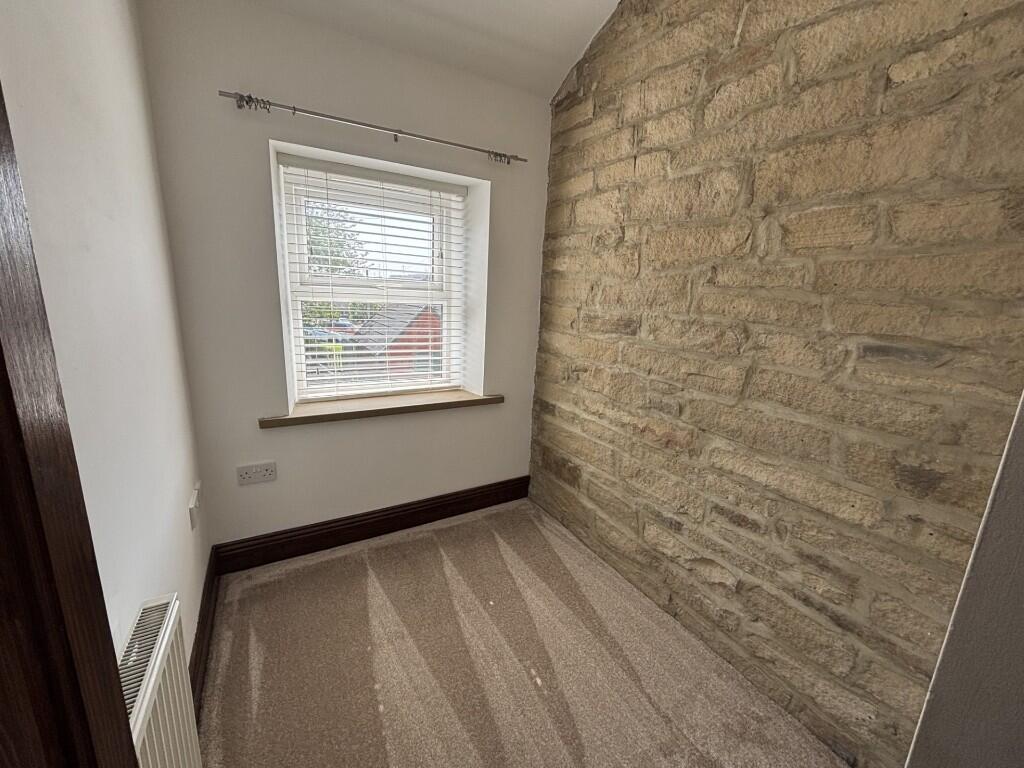 House in Bradford - View 5