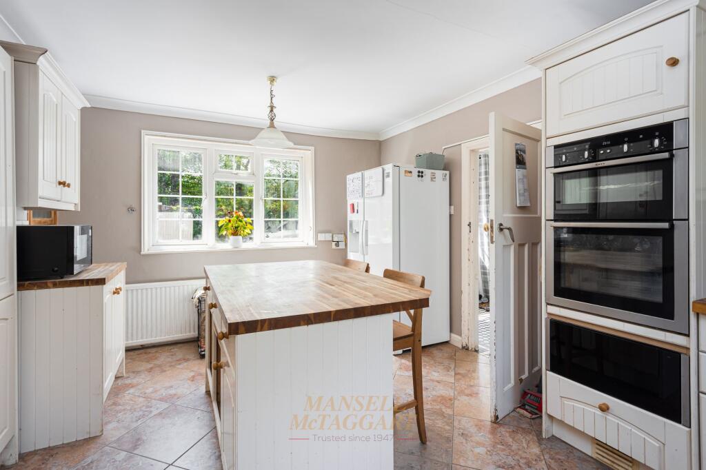 Turners Hill Road, Worth, RH10 - View 3