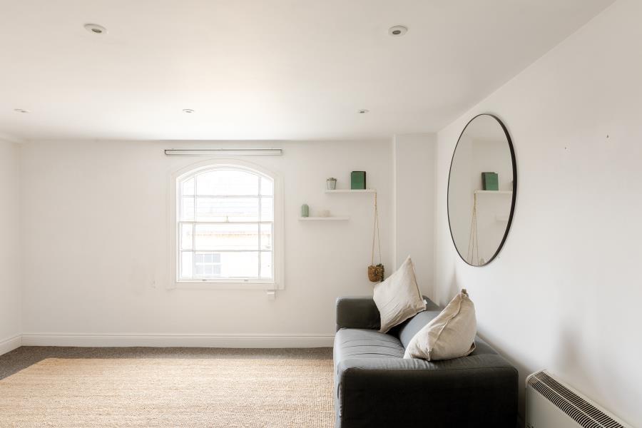 Apartment in Bristol, Clifton Village, Hotwells - View 5