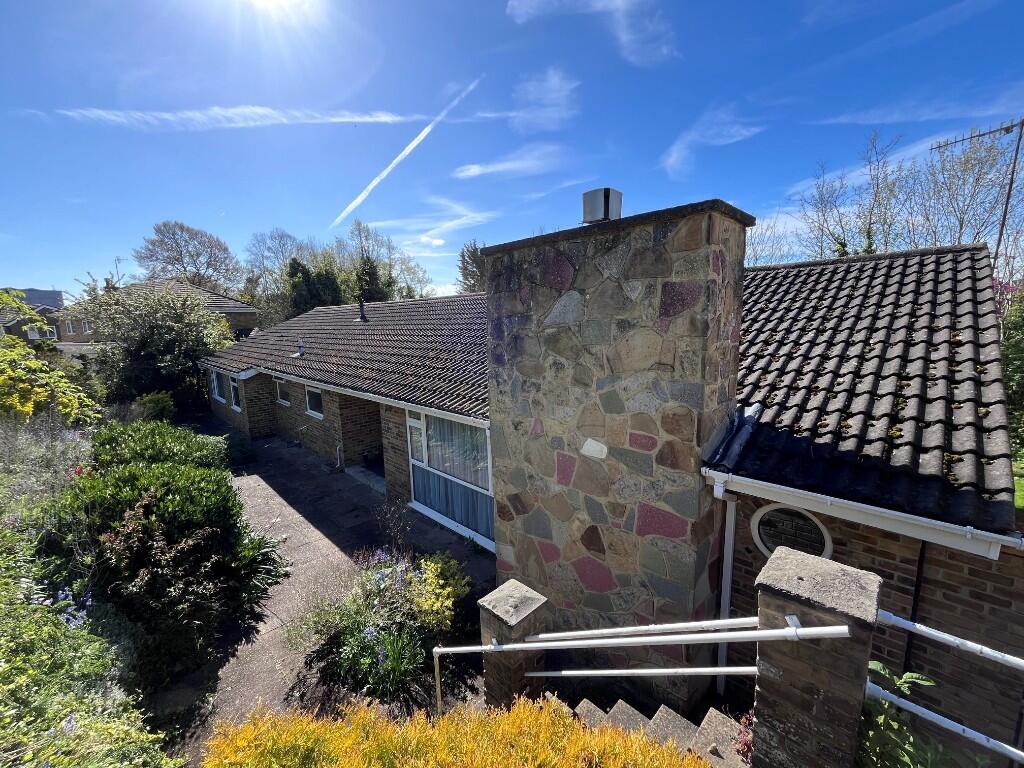 Main image of property: More Close, Purley, Croydon(London Borough), CR8