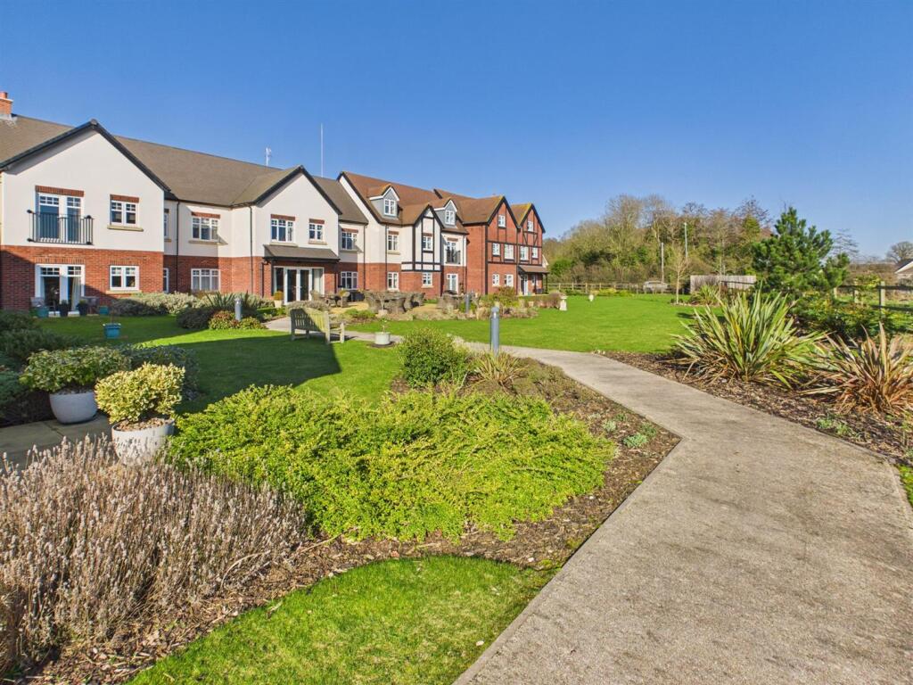 Property photo 8