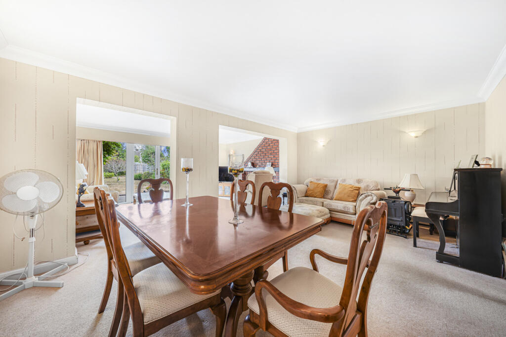 House in Southend-on-Sea - View 5