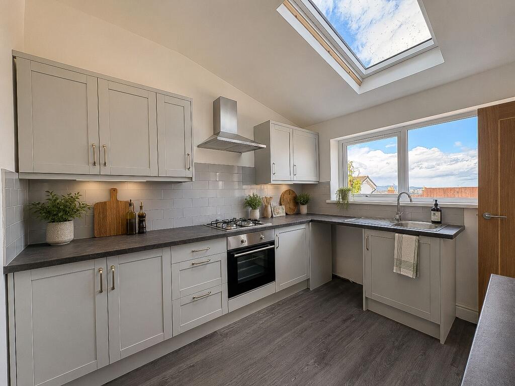 Apartment in Penarth - View 3