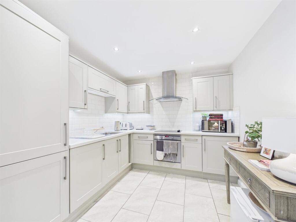 House in South Kesteven, Stamford - View 5