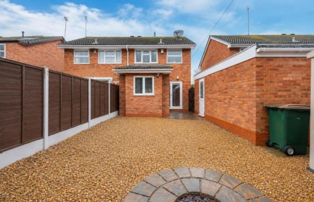 3 bedroom house for rent