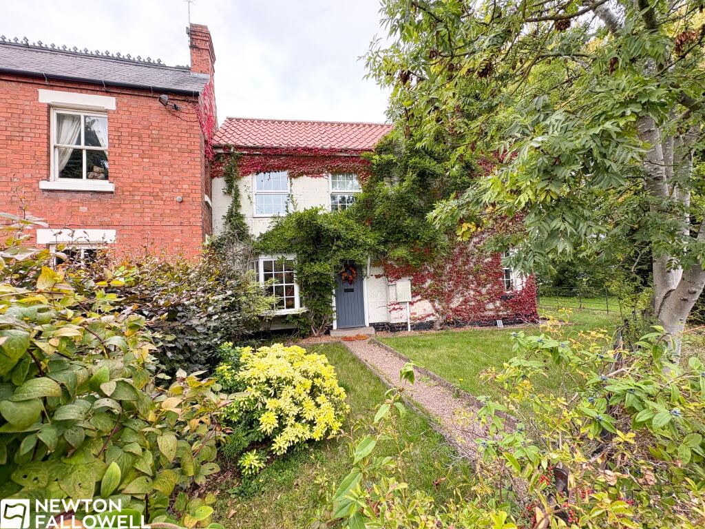 4-bed detached on 2, Sutton Lane, Sutton cum Lound, DN22, £375,000