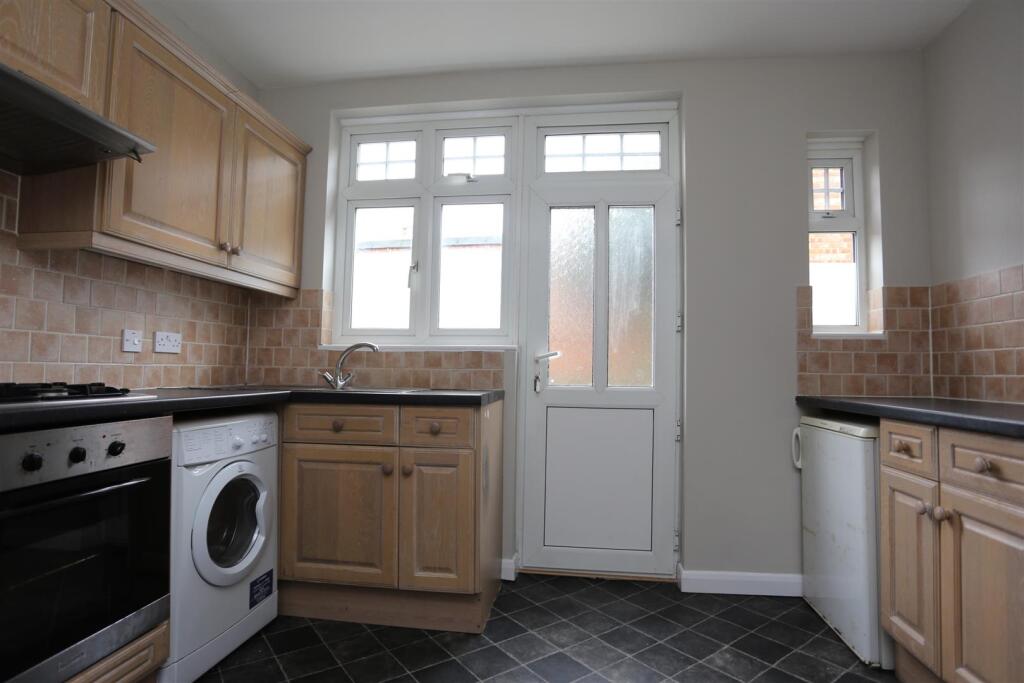 Apartment in Hove, Brighton and Hove - View 5