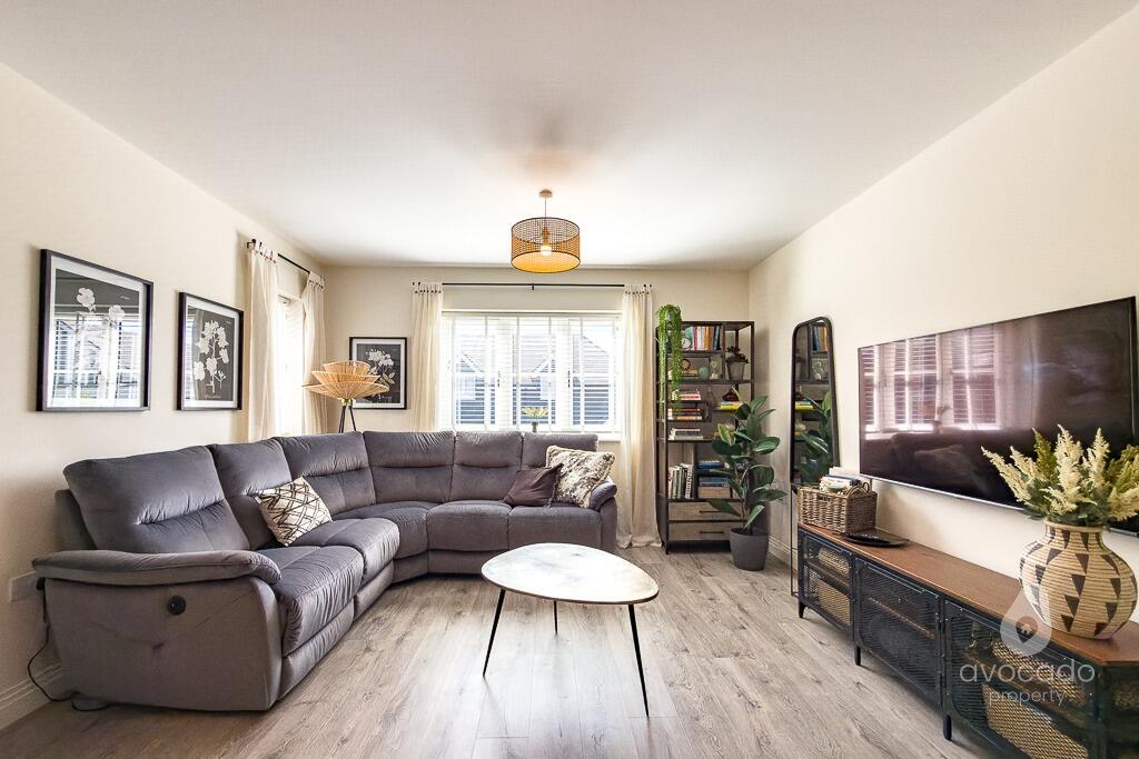 Apartment in Binfield, Amen Corner (North), Temple Park - More