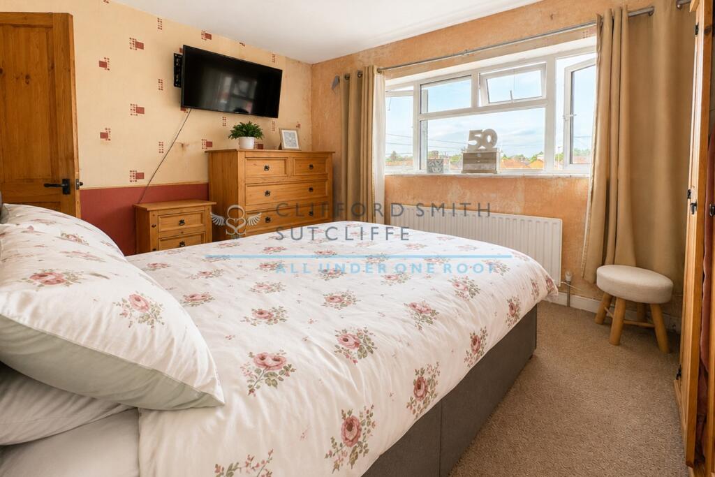 House in Burnley, Lancashire - View 5