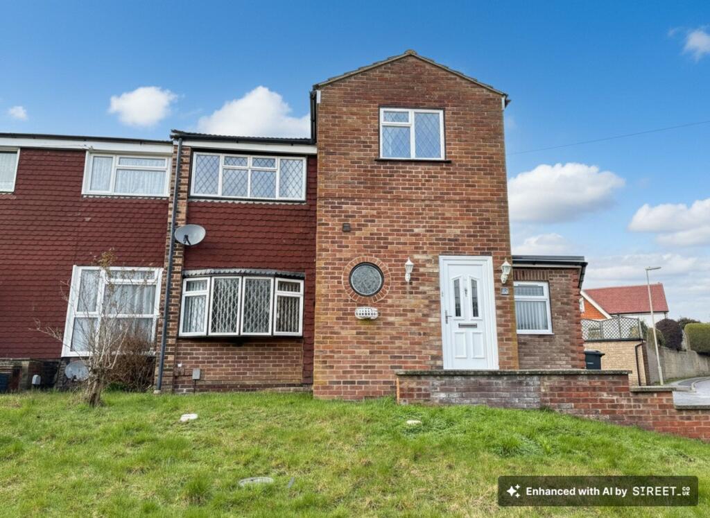 Main image of property: St. Peters Park, Aldershot, GU11