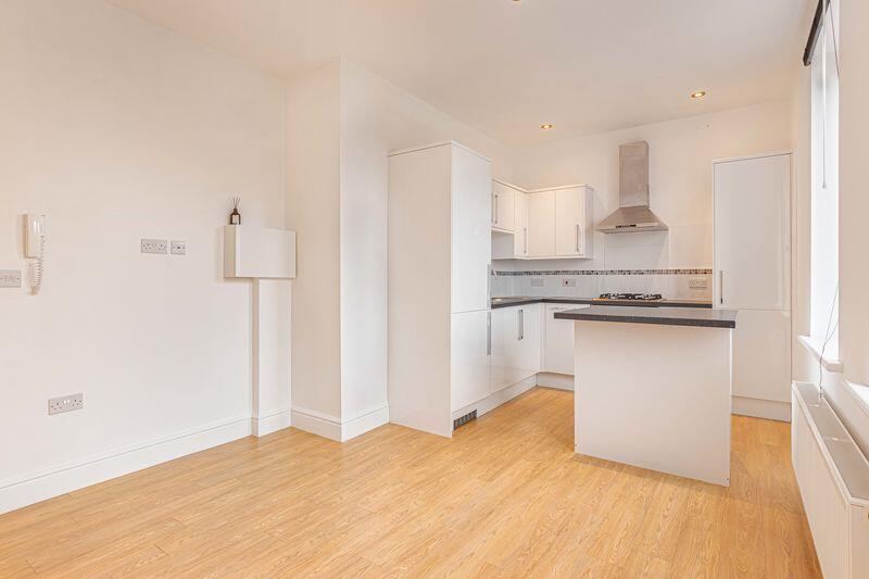 Apartment in London - View 4
