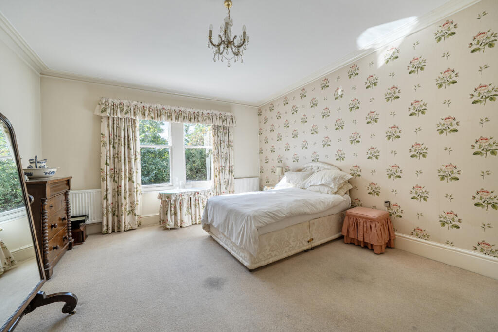 House in Guildford - More