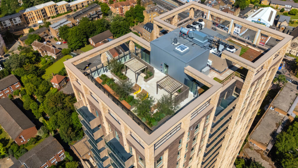 Apartment in London - View 5
