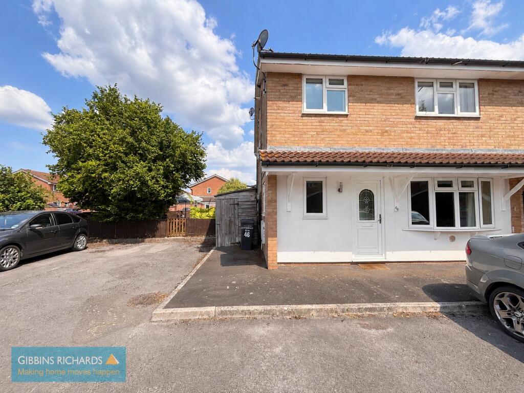 2-bed terraced on Ryburn Close, Taunton, TA1, £175,000