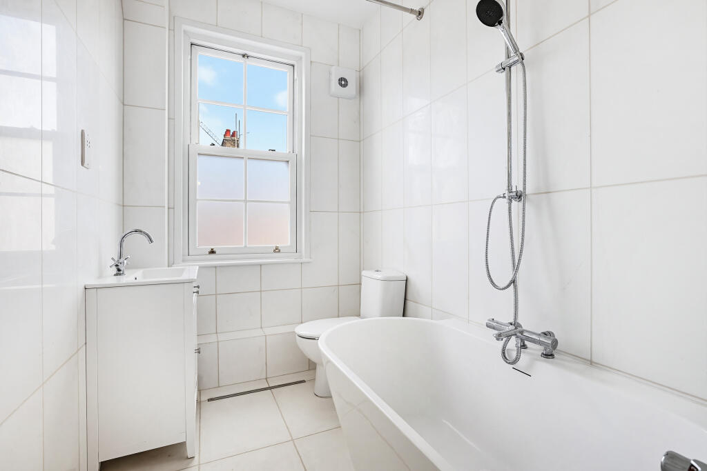 4 bedroom terraced house for rent