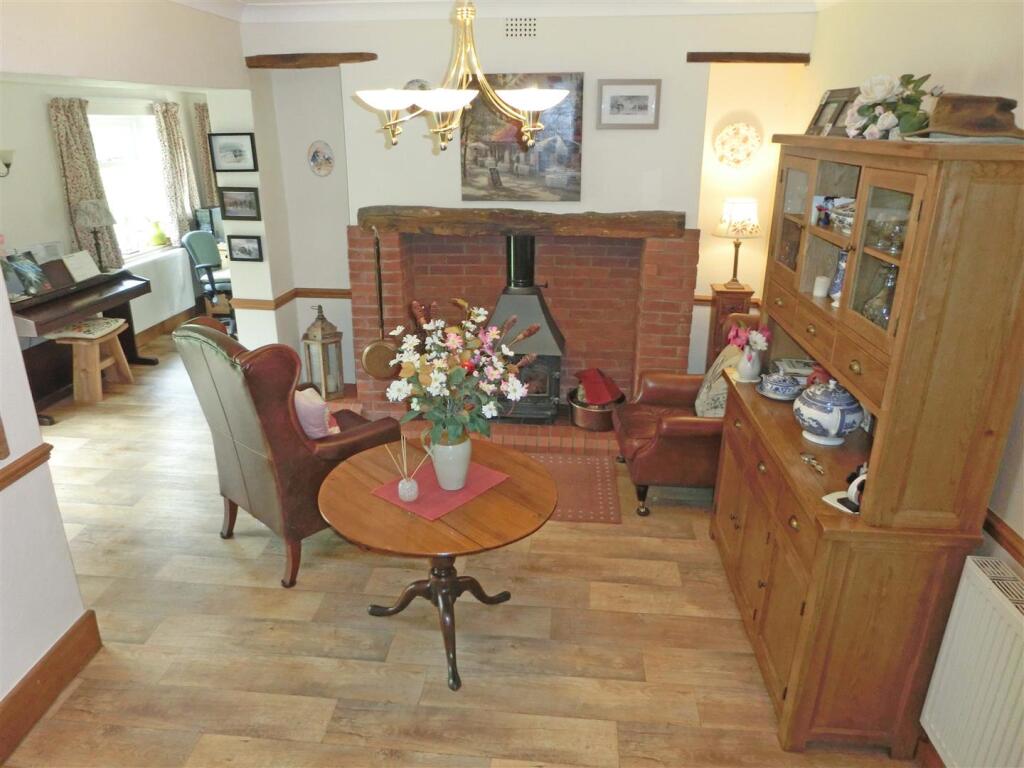 Grimpits Lane, Headley Heath photo 4