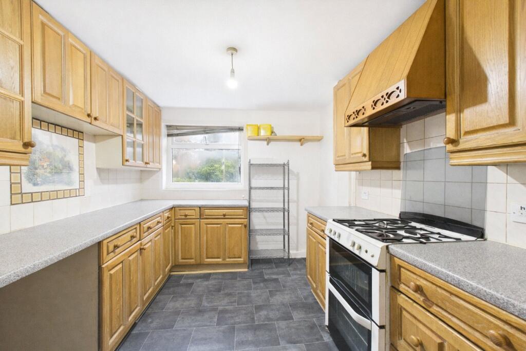 Dee Road, Reading, Berkshire, RG30 – pohled 2