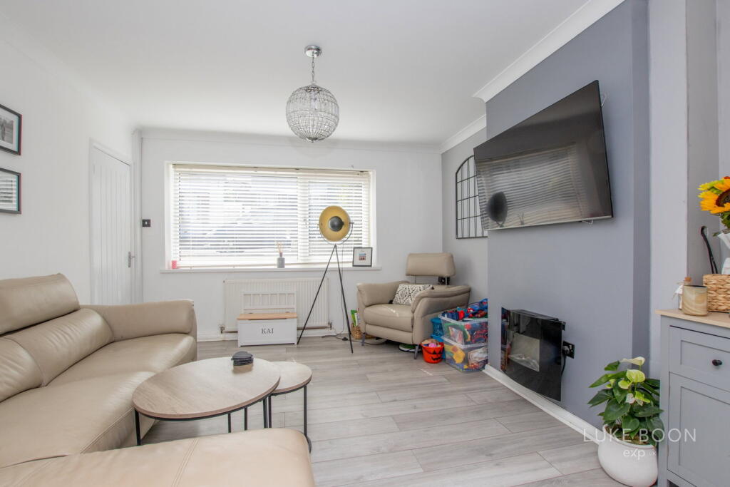 House in Plymouth - View 5