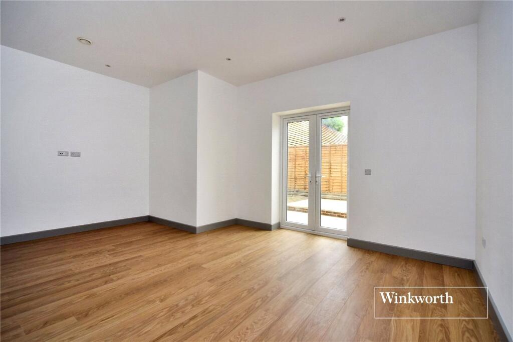 Apartment in Sutton - View 4