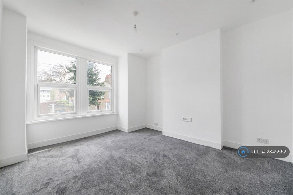 Main image of property: Fountain Road, London, SW17