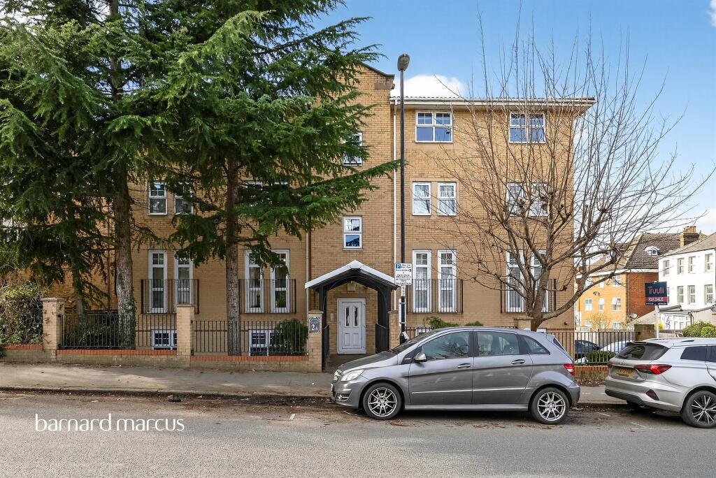 Main image of property: Birdhurst Road, South Croydon
