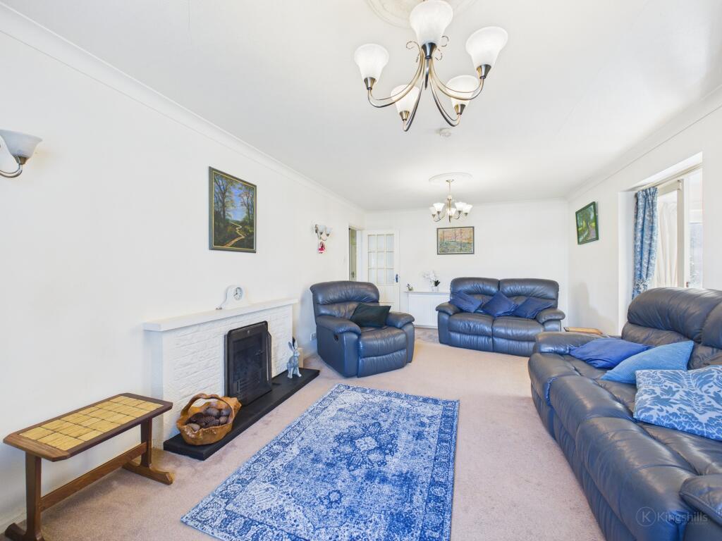 Battingswood Gardens, Naphill, High Wycombe - View 5