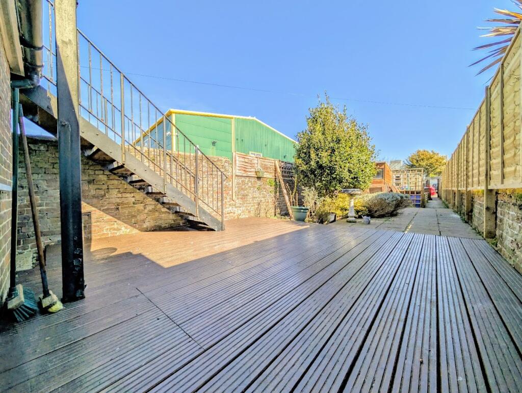 Pier Road, LITTLEHAMPTON photo 2
