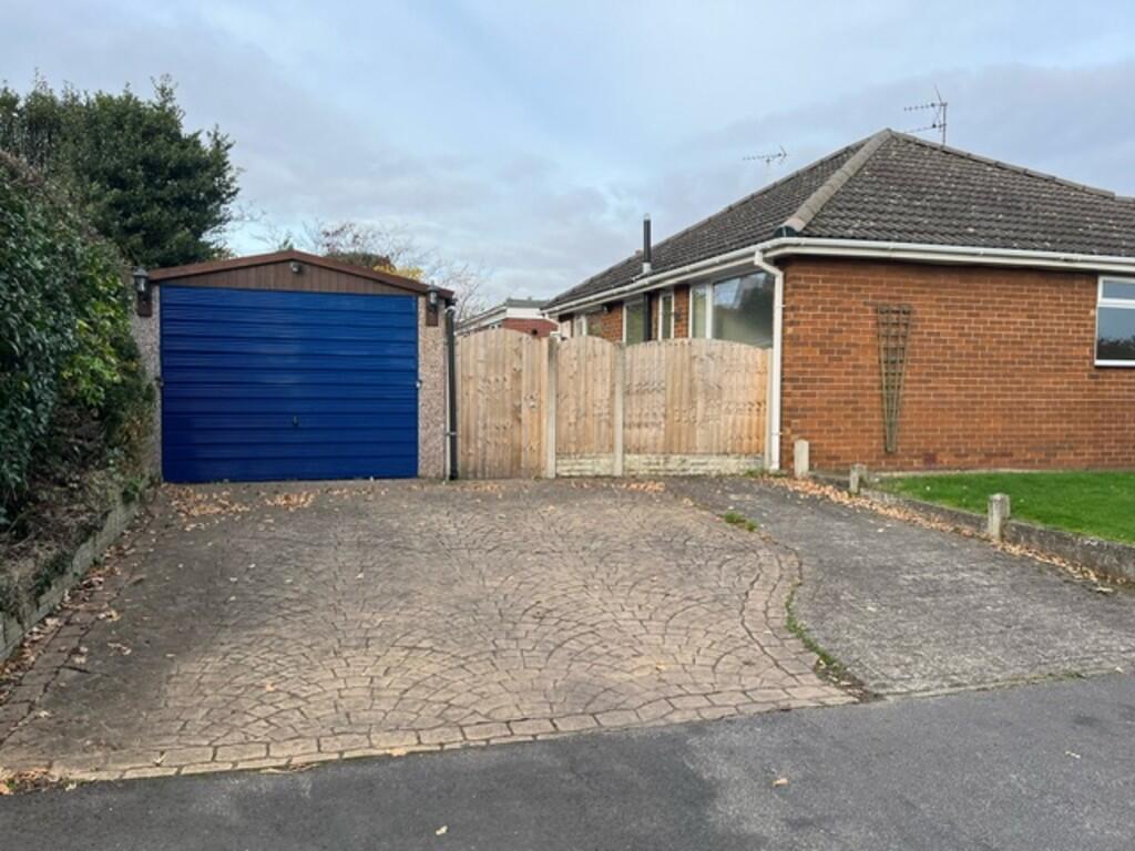 House in Rotherham, Todwick - View 4