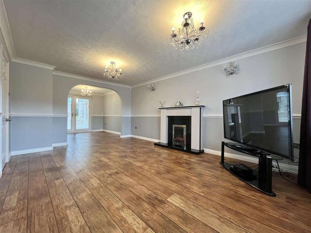 House in Stockport - View 4