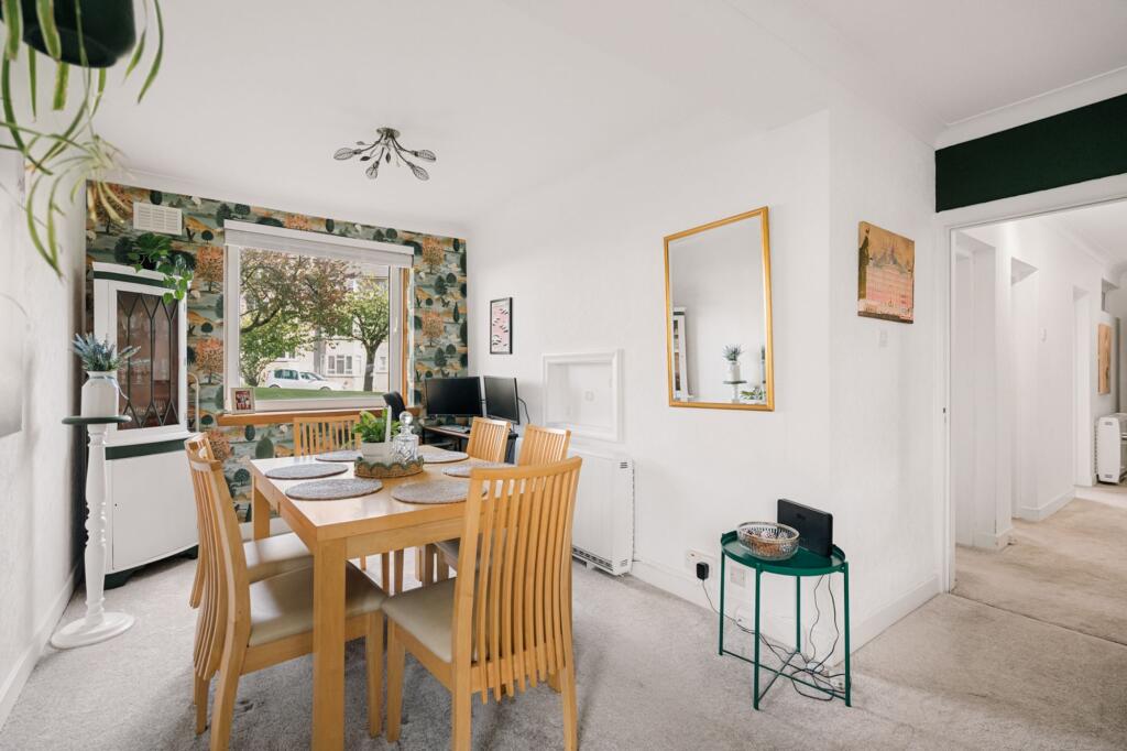 Apartment in Glasgow - More