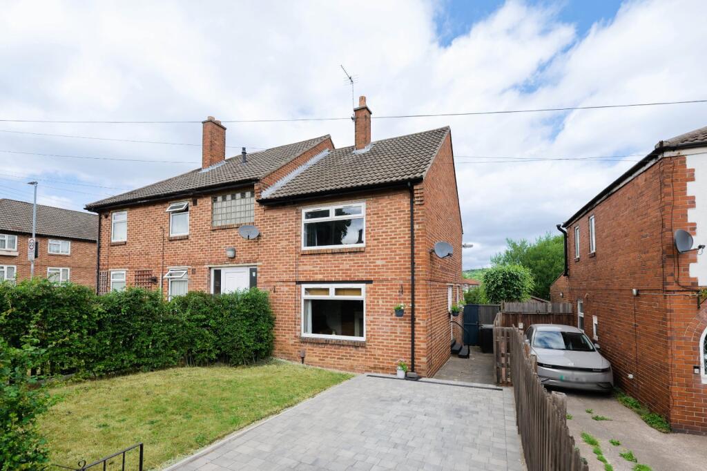 Main image of property: Broadgate Lane, Horsforth, Leeds, West Yorkshire, LS18