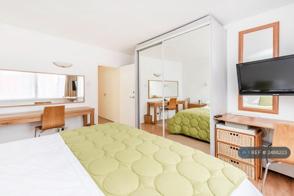 2 bedroom maisonette for rent