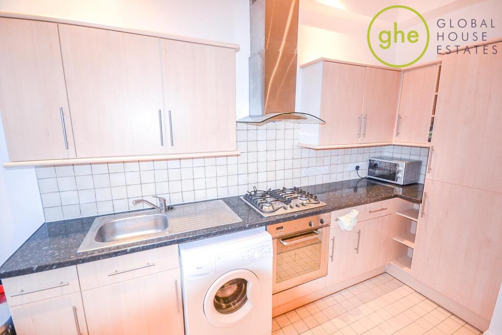 Apartment in London - View 5