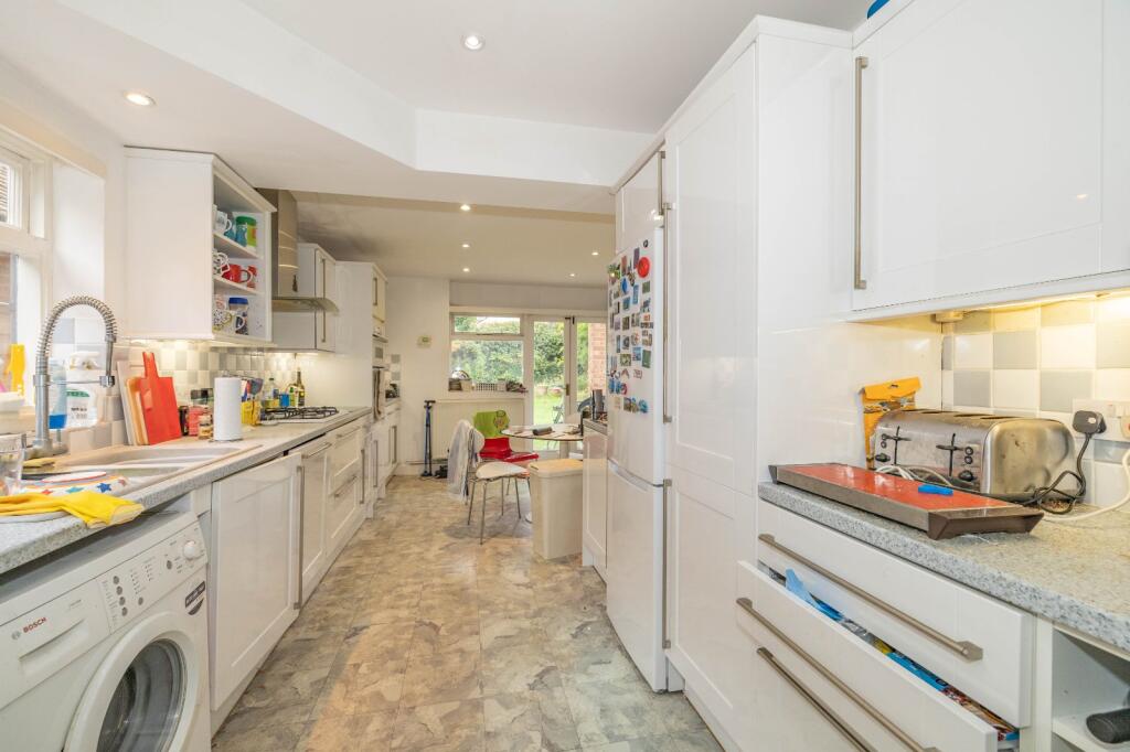 House in Canterbury, Kent - View 3