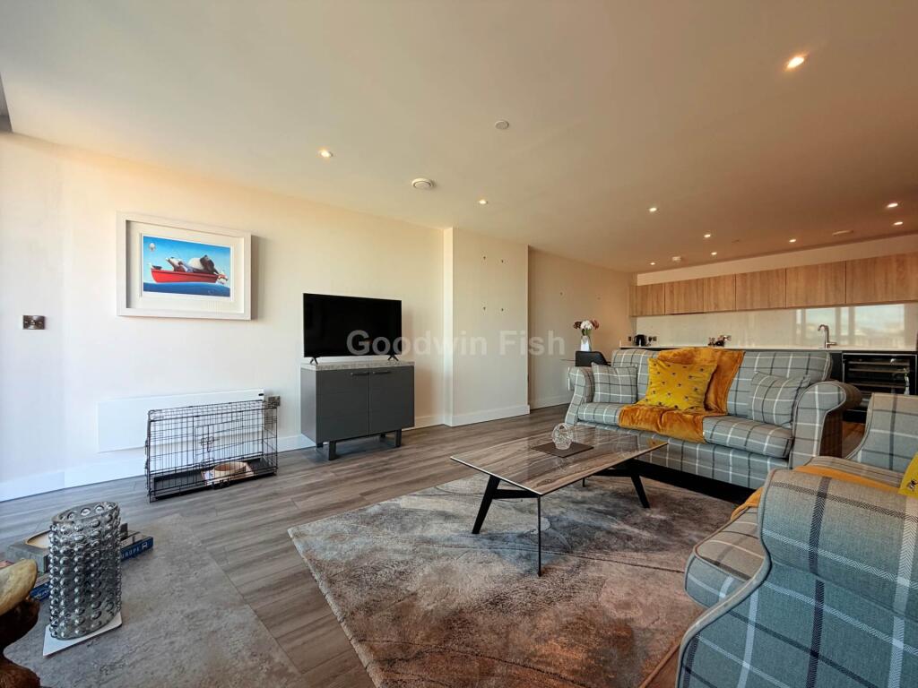 Apartment in Manchester, City Centre - View 5