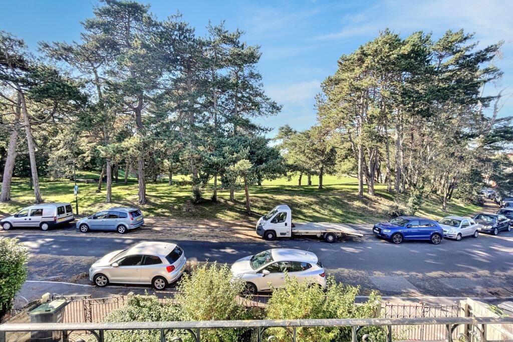Bournemouth photo 3