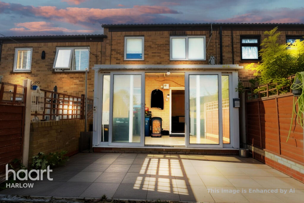 Hull Grove, Harlow photo 4