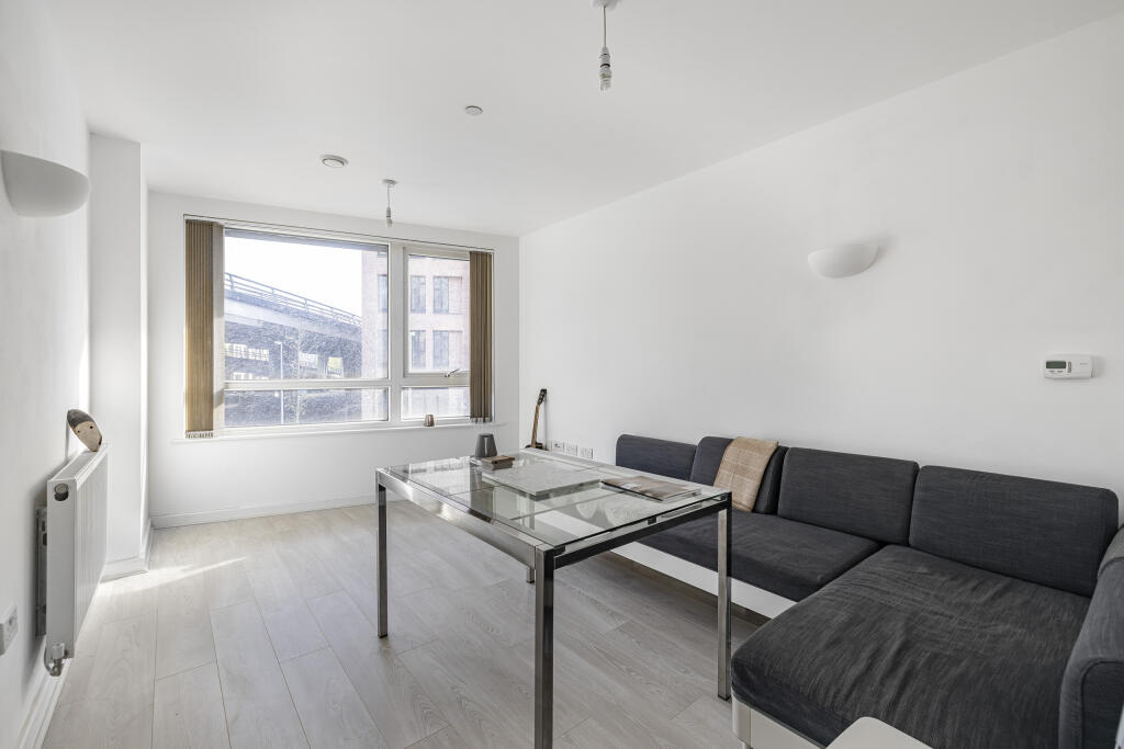 Apartment in London - View 3