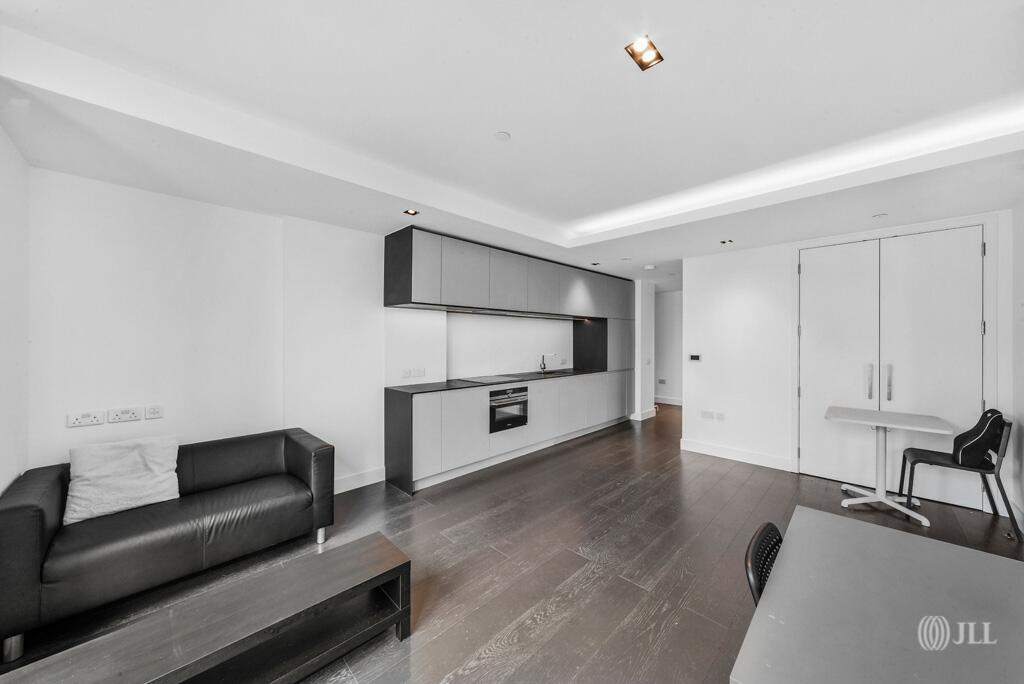 Apartment in London, St John's Estate, Isle of Dogs - View 6