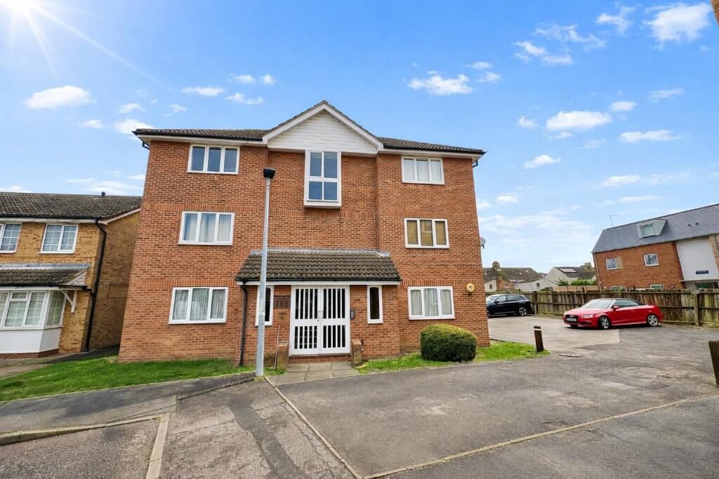 Main image of property: Flamborough Close, Woodston, Peterborough, Cambridgeshire, PE2