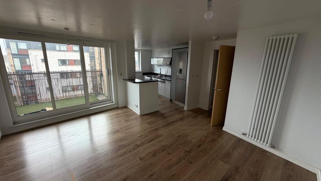 Apartment in Edinburgh, Granton and District - View 4
