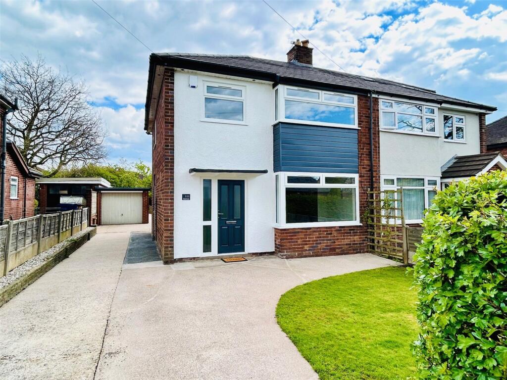 Main image of property: Hennel Lane, Lostock Hall, Preston, Lancashire, PR5