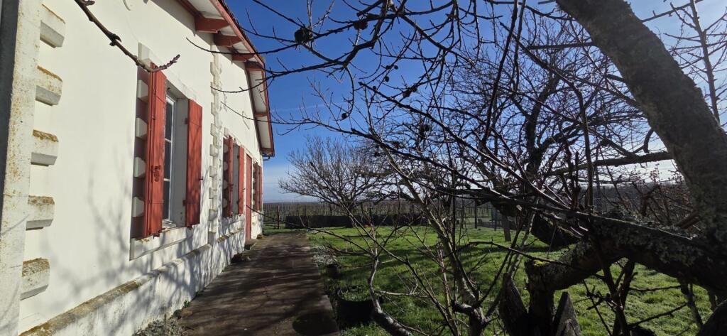 Main image of property: 17120 mortagne-sur-gironde