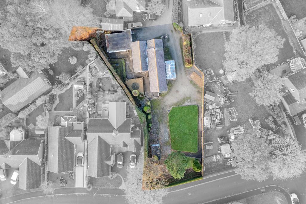 House in Pen-y-ffordd, Flintshire - View 3
