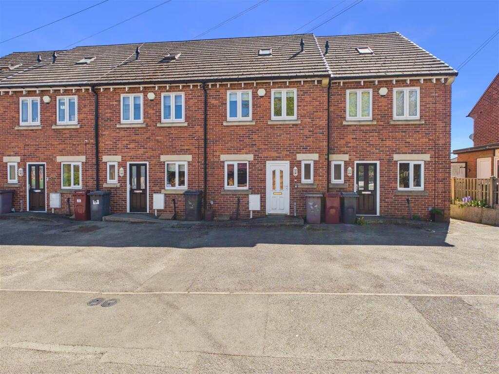 Main image of property: Elm Road, Eckington, Sheffield