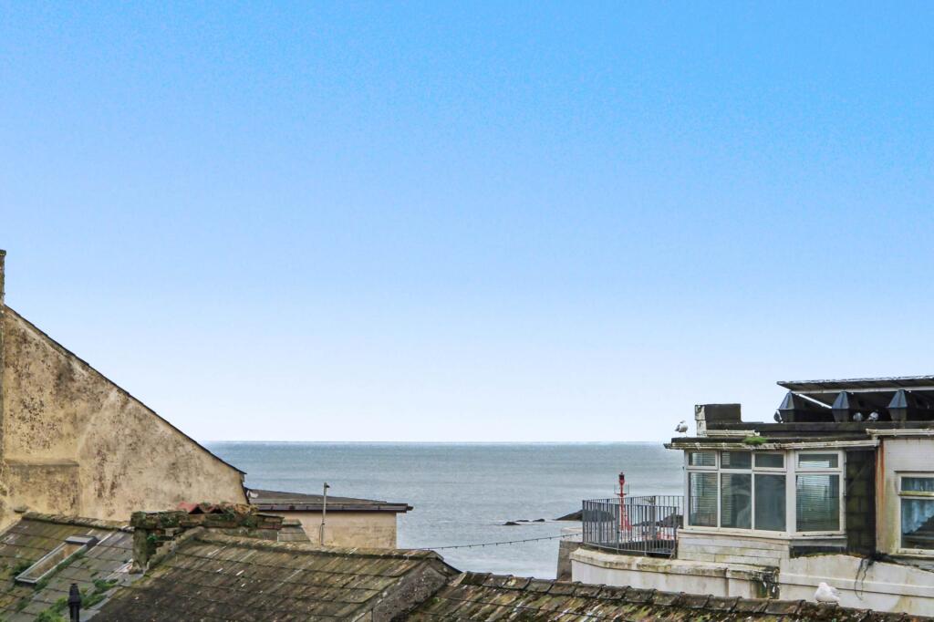 Tower Hill, East Looe photo 3