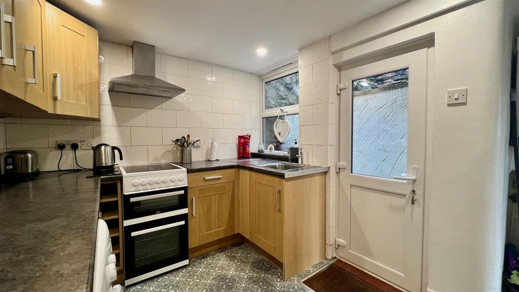 High Street, Talsarnau, LL47 - View 5