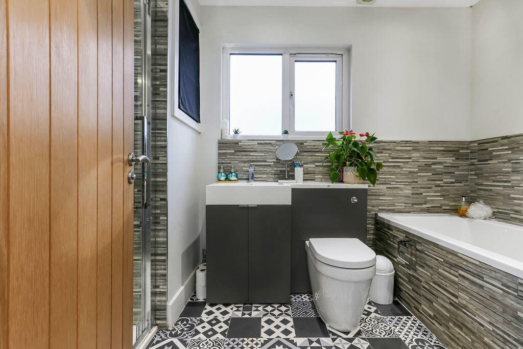 Additional image 14 of Howeth Road, Bournemouth