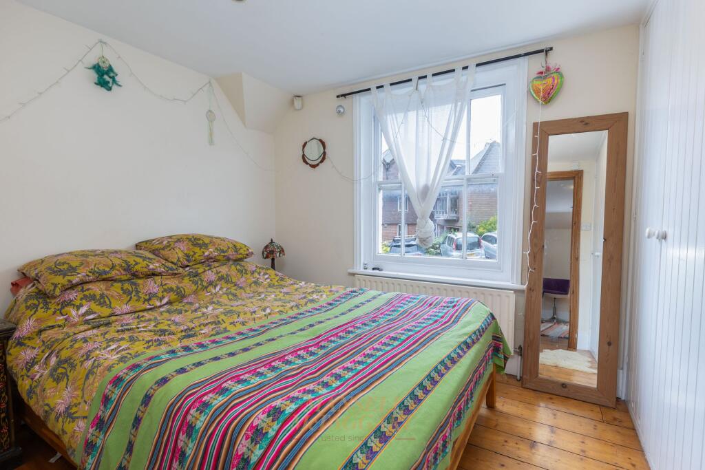 House in Redhill - More