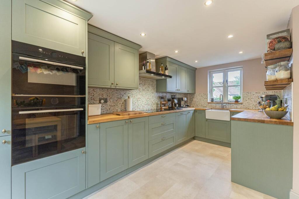 House in East Garston, West Berkshire - View 4